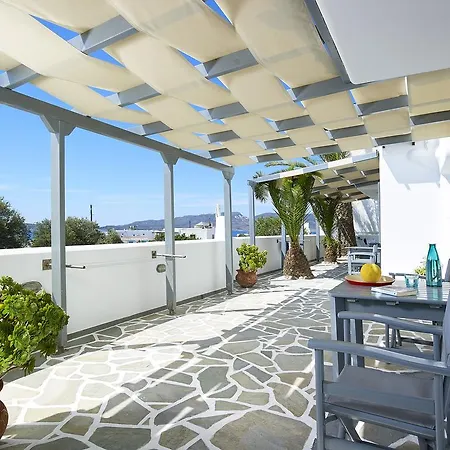 Galanis Rooms Adamantas (Milos)